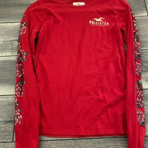 hollister graphic long sleeve t-shirt